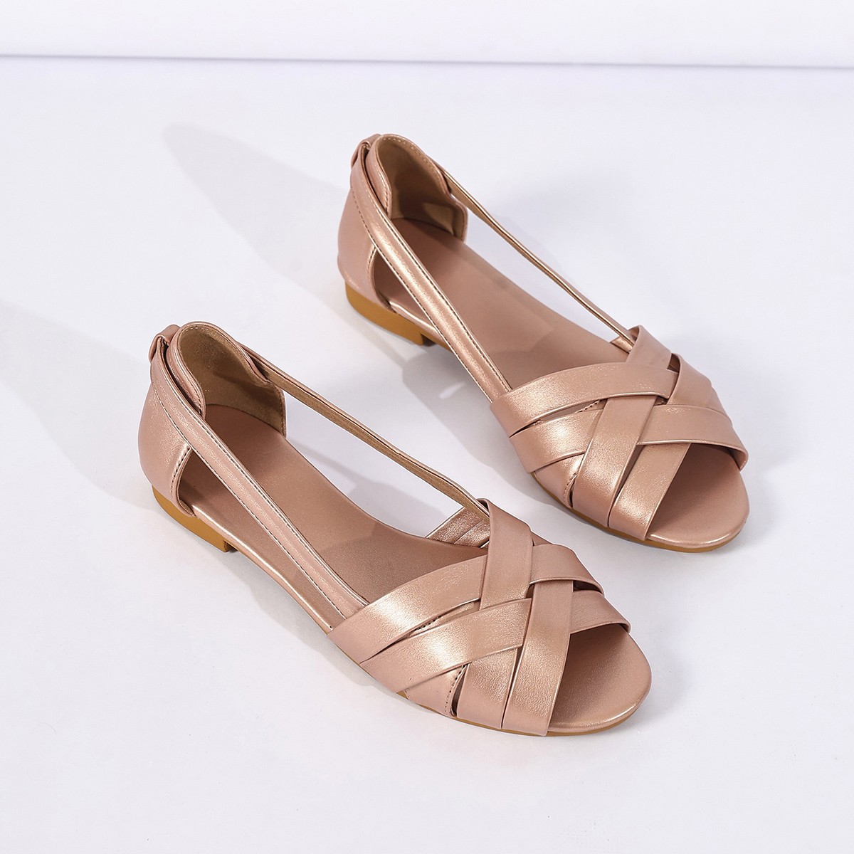 حذاء نسائي صيفي جديد بتصميم مج - مراجعة Women Bags And Shoes وسعره
