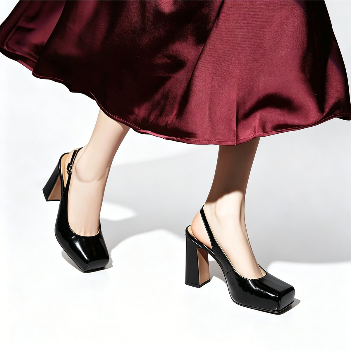 أحذية زفاف من جلد البقر بنعل س - مراجعة Women Bags And Shoes وسعره